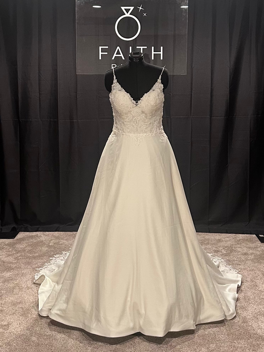 Kenneth Winston BE620 Size 14