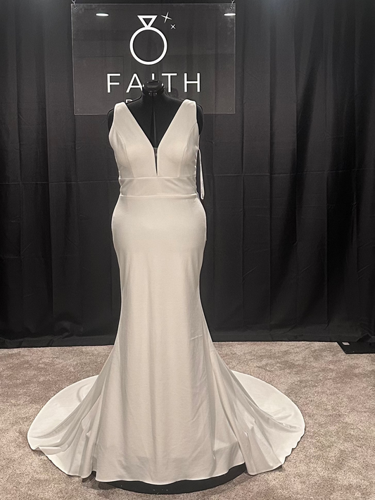 Jasmine Bridal F221001U Size 16