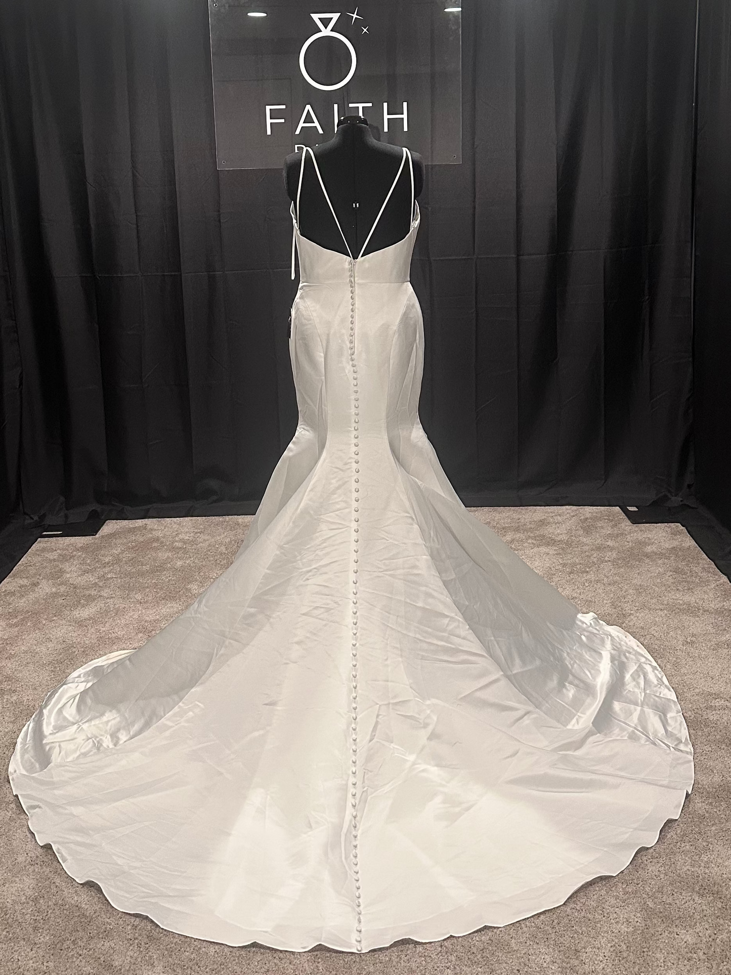 Briana Size 16