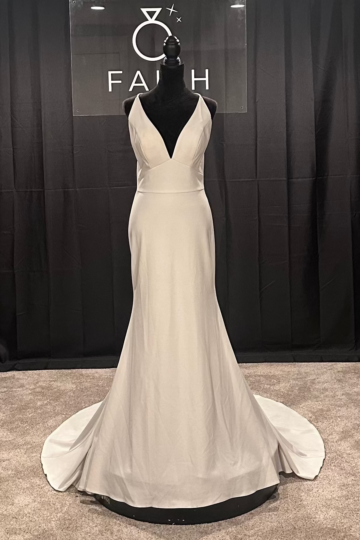 Jasmine Bridal T232051 Size 12