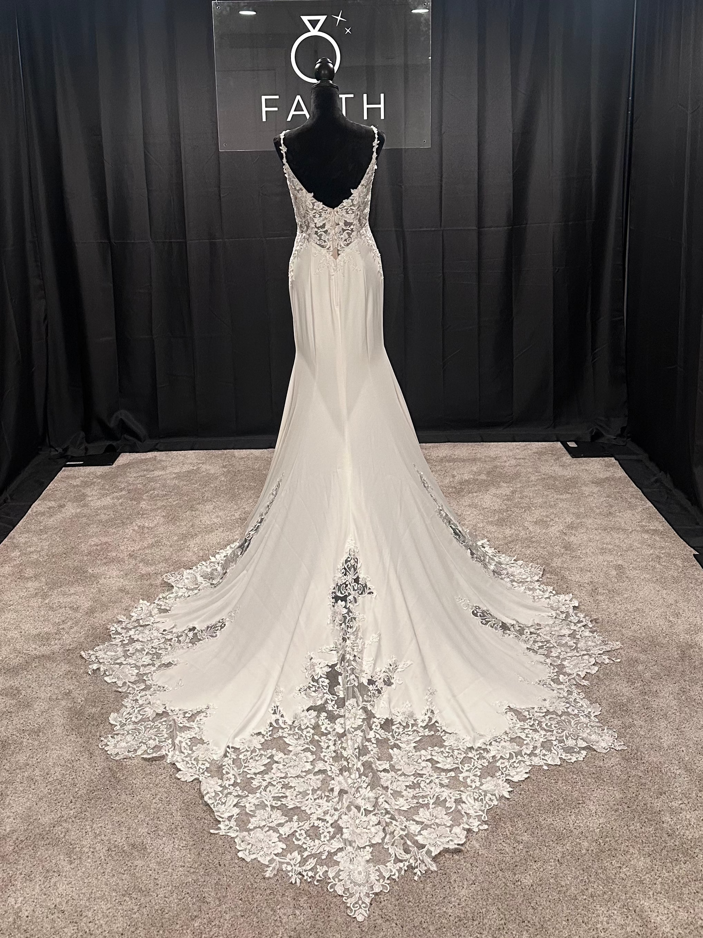 Evelyn Bridal Payton Size 6