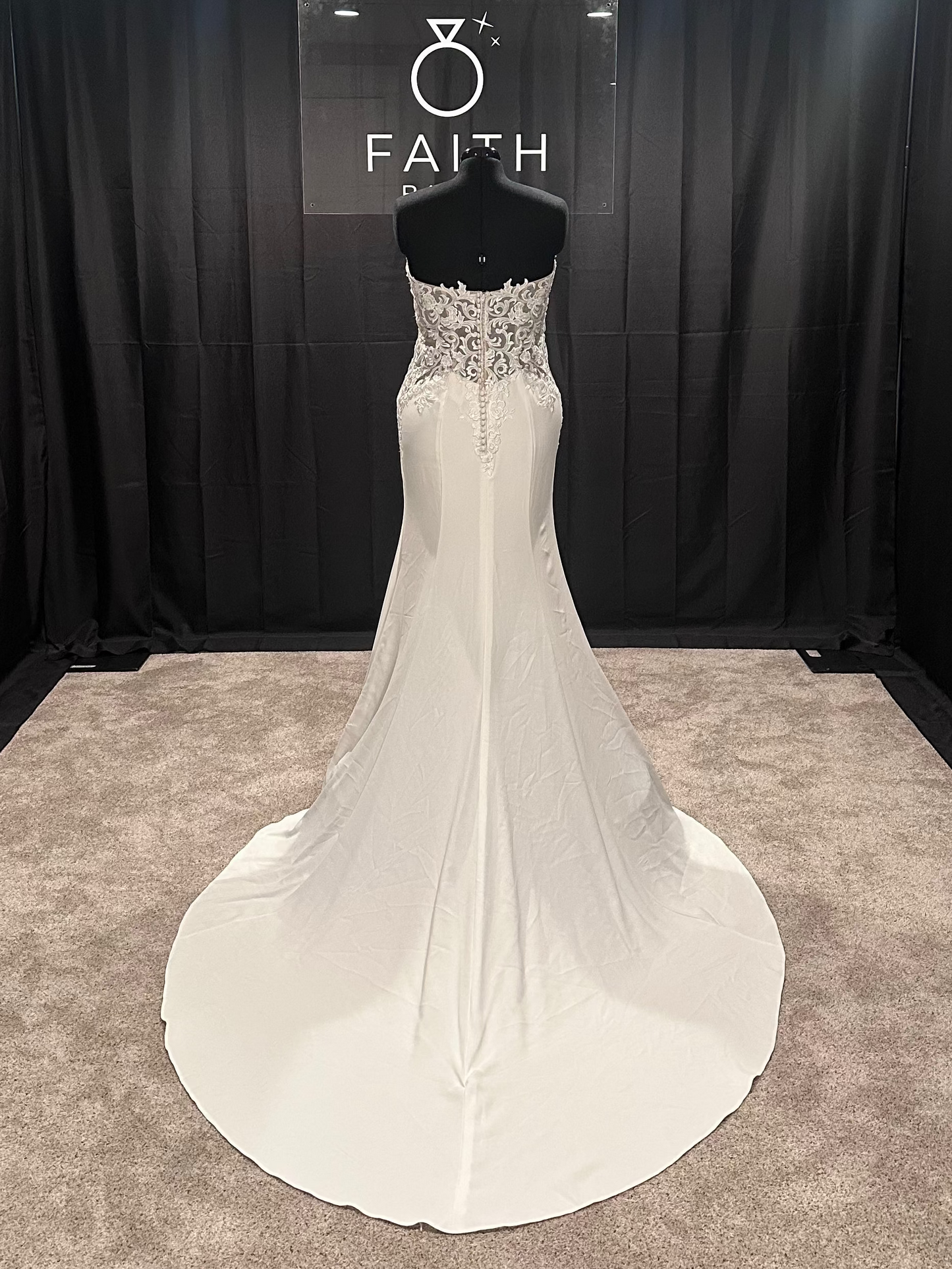 Evelyn Bridal Piper Size 14