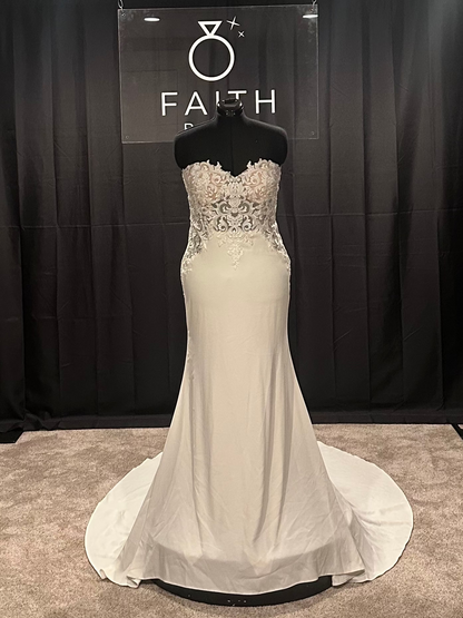Evelyn Bridal Piper Size 14