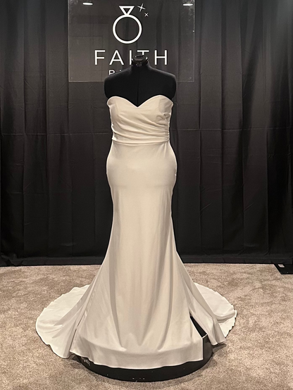 Jasmine Bridal T242004 Size 14