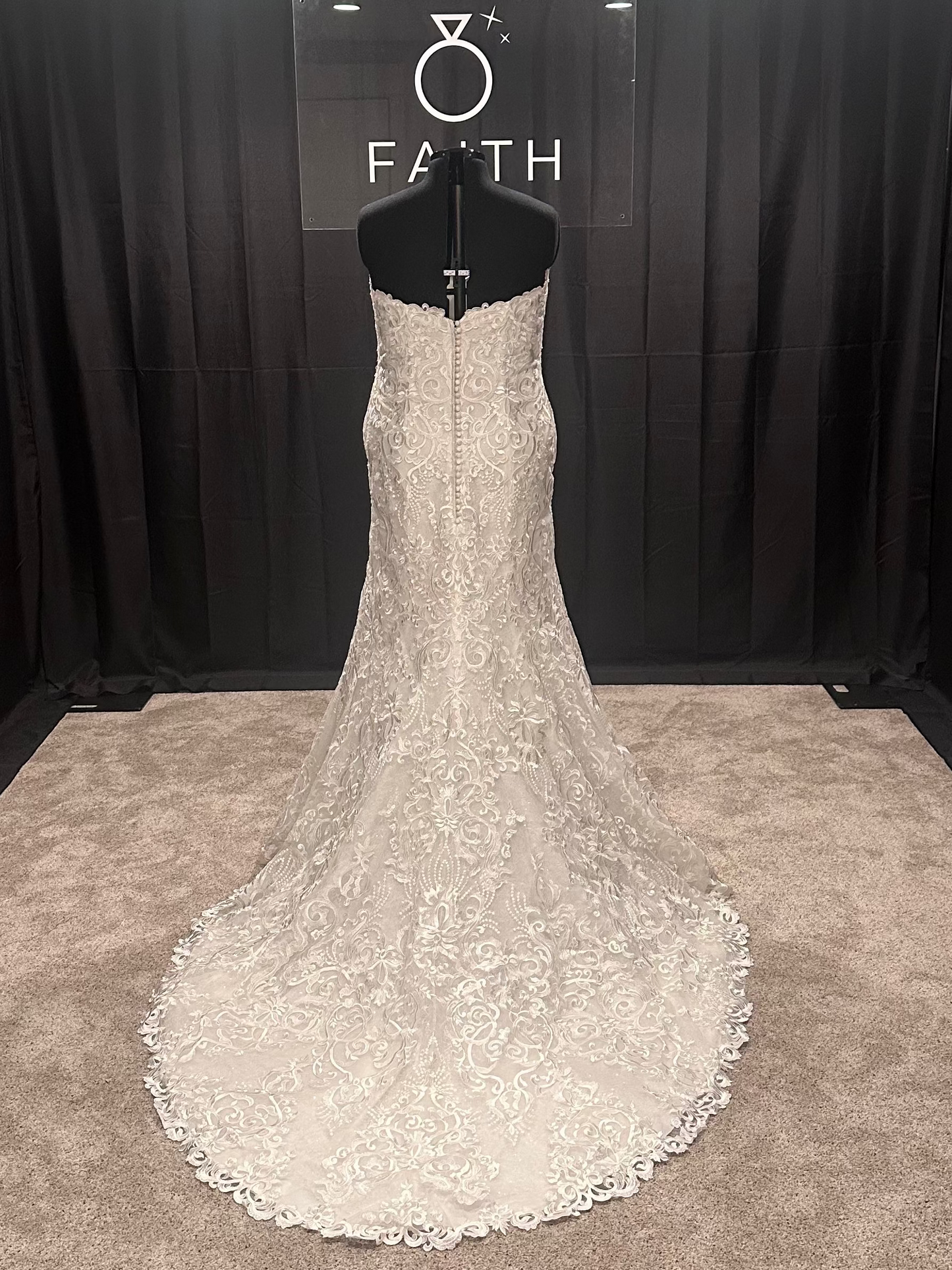 Jasmine Bridal F221010 Size 22