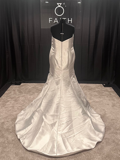 Jasmine Bridal F221054N Size 22