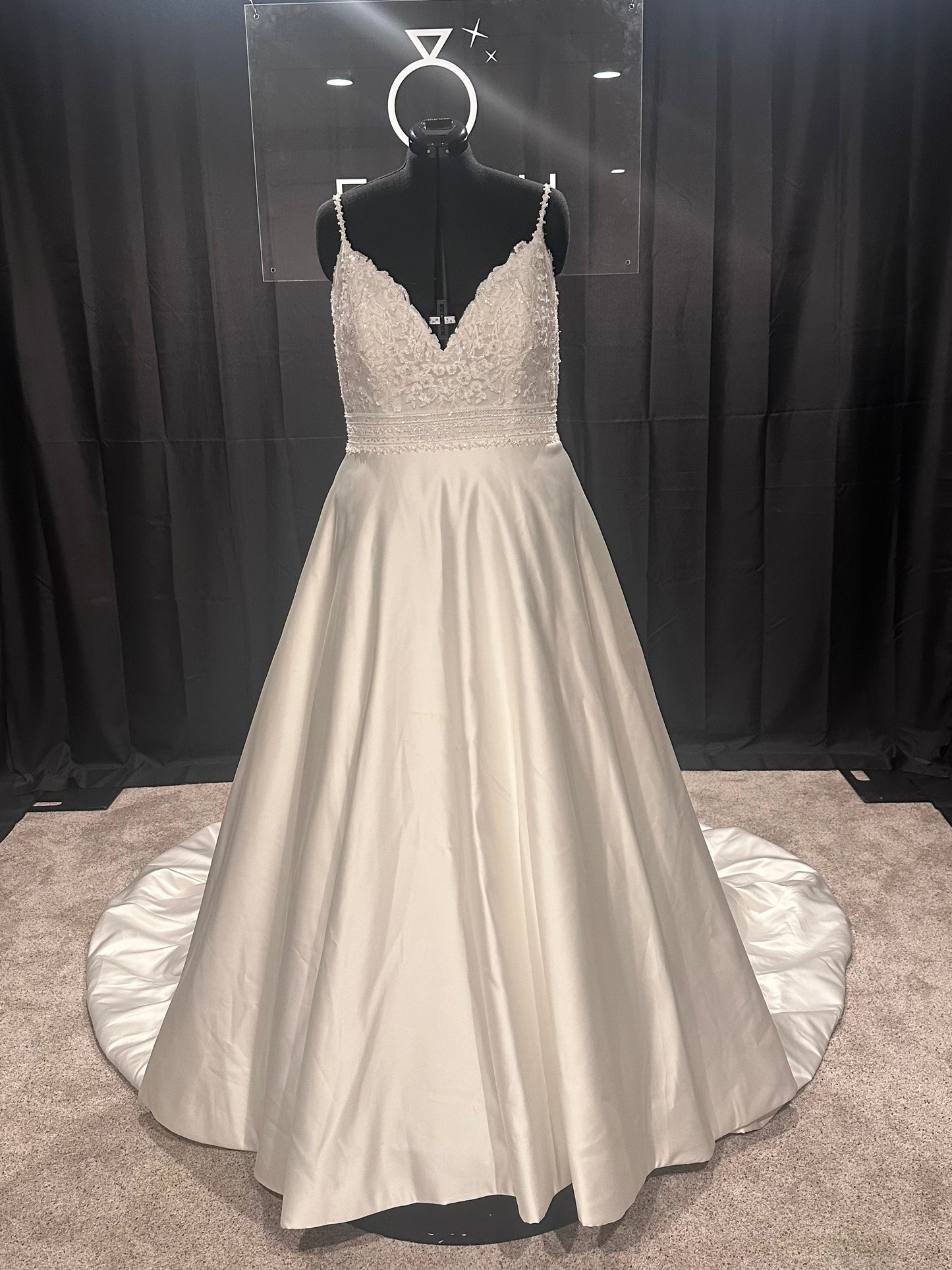 Jasmine Bridal F211004 Size 20