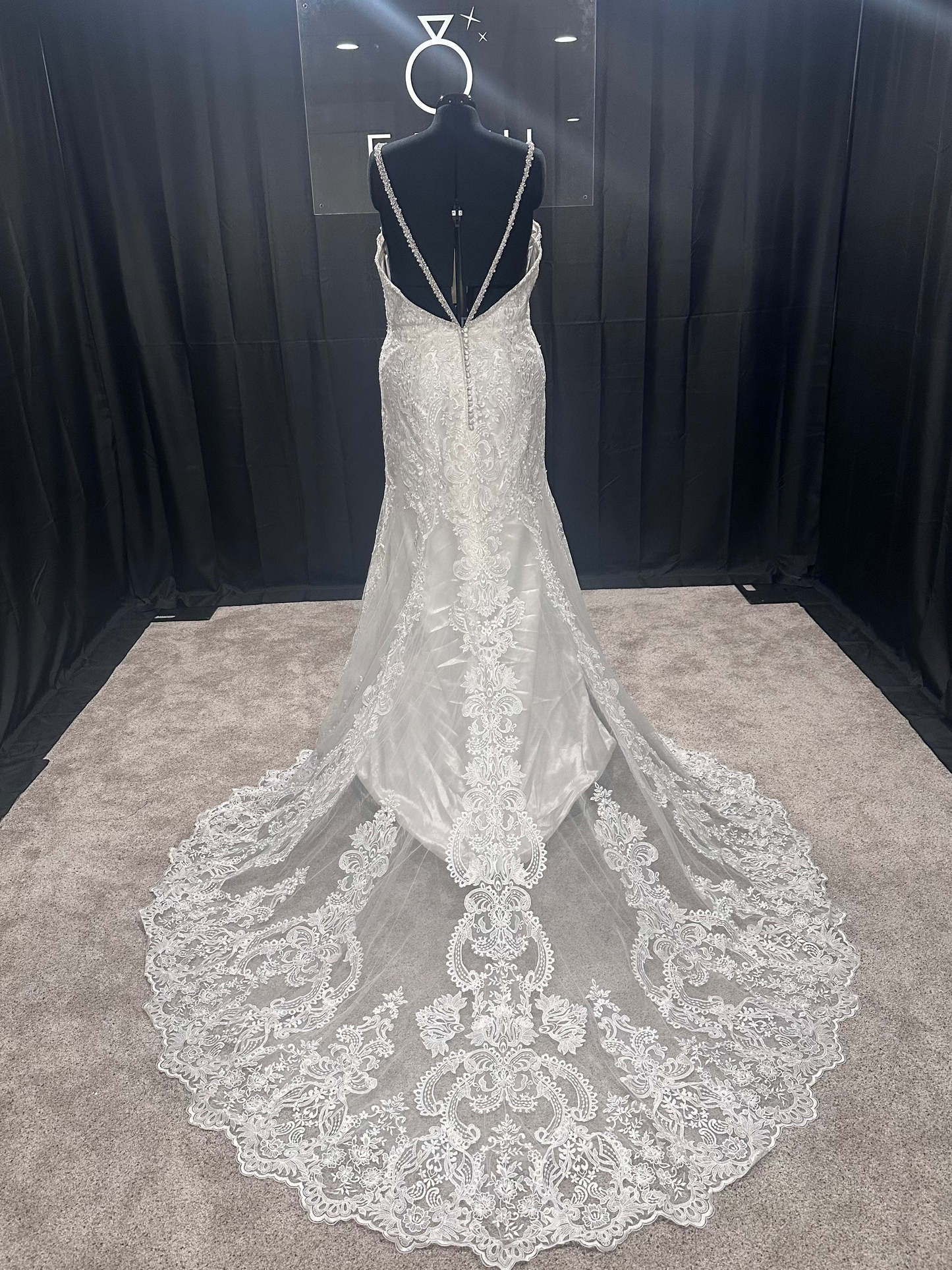 Jasmine Bridal T192053U Size 24