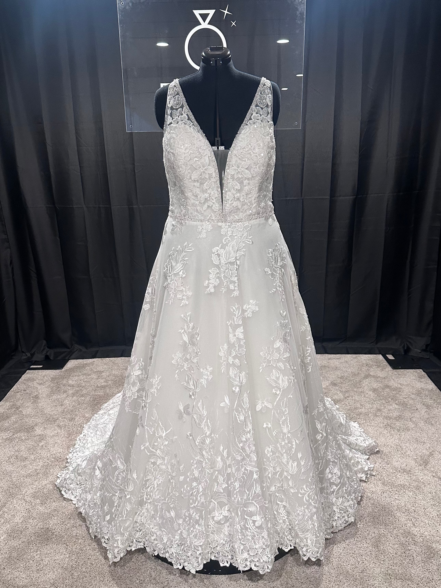 Jasmine Bridal F211065U Size 24
