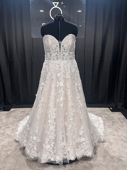 Jasmine Bridal T242024 Size 24