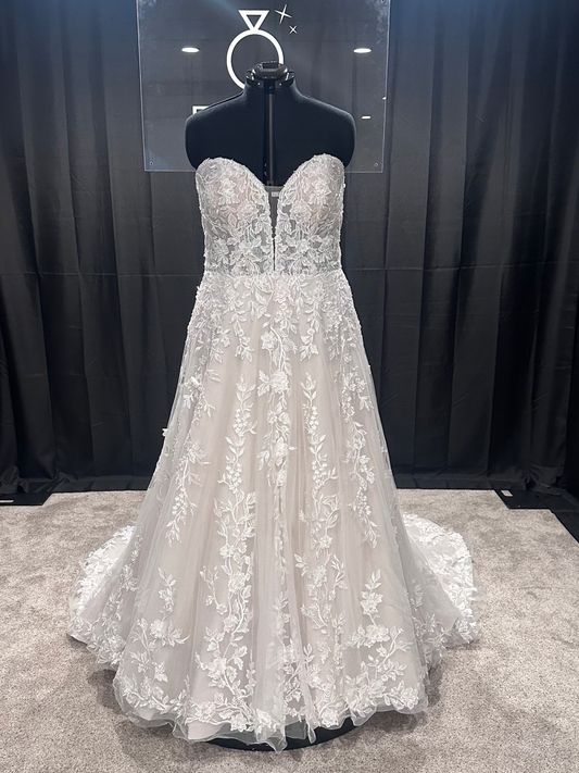Jasmine Bridal T242024 Size 24