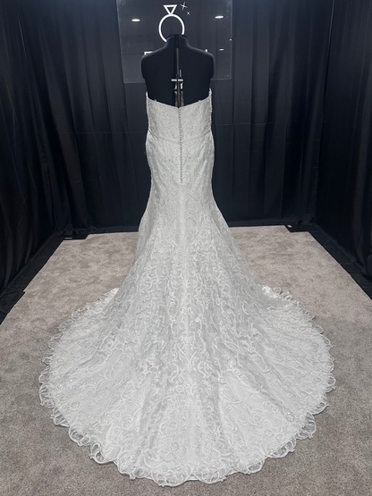 Jasmine Bridal T222059N Size 28