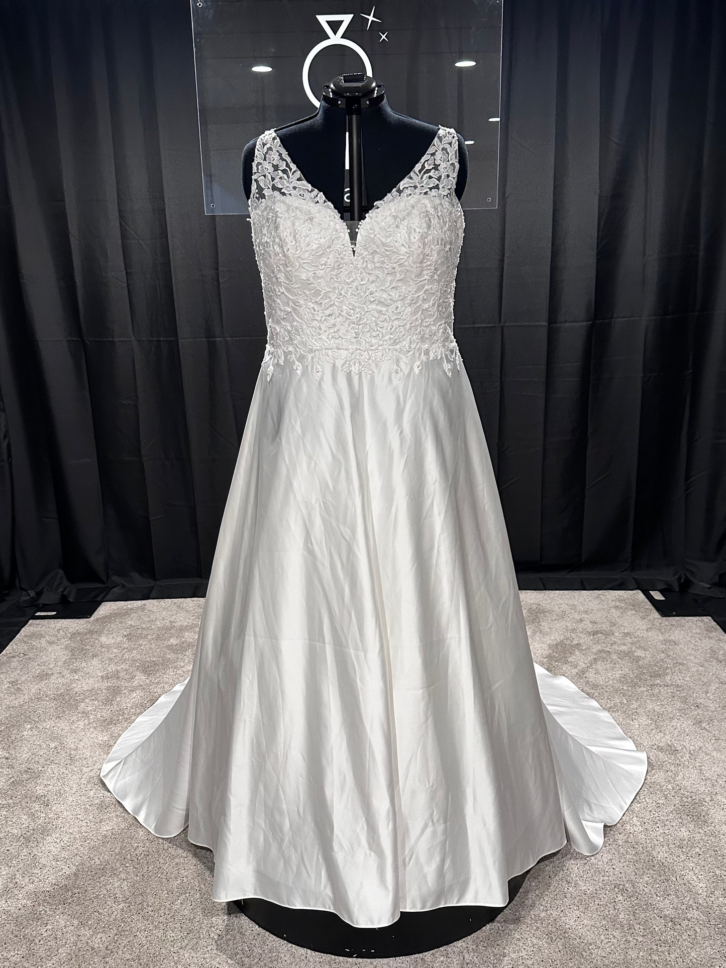 Kenneth Winston GA2420 Size 26