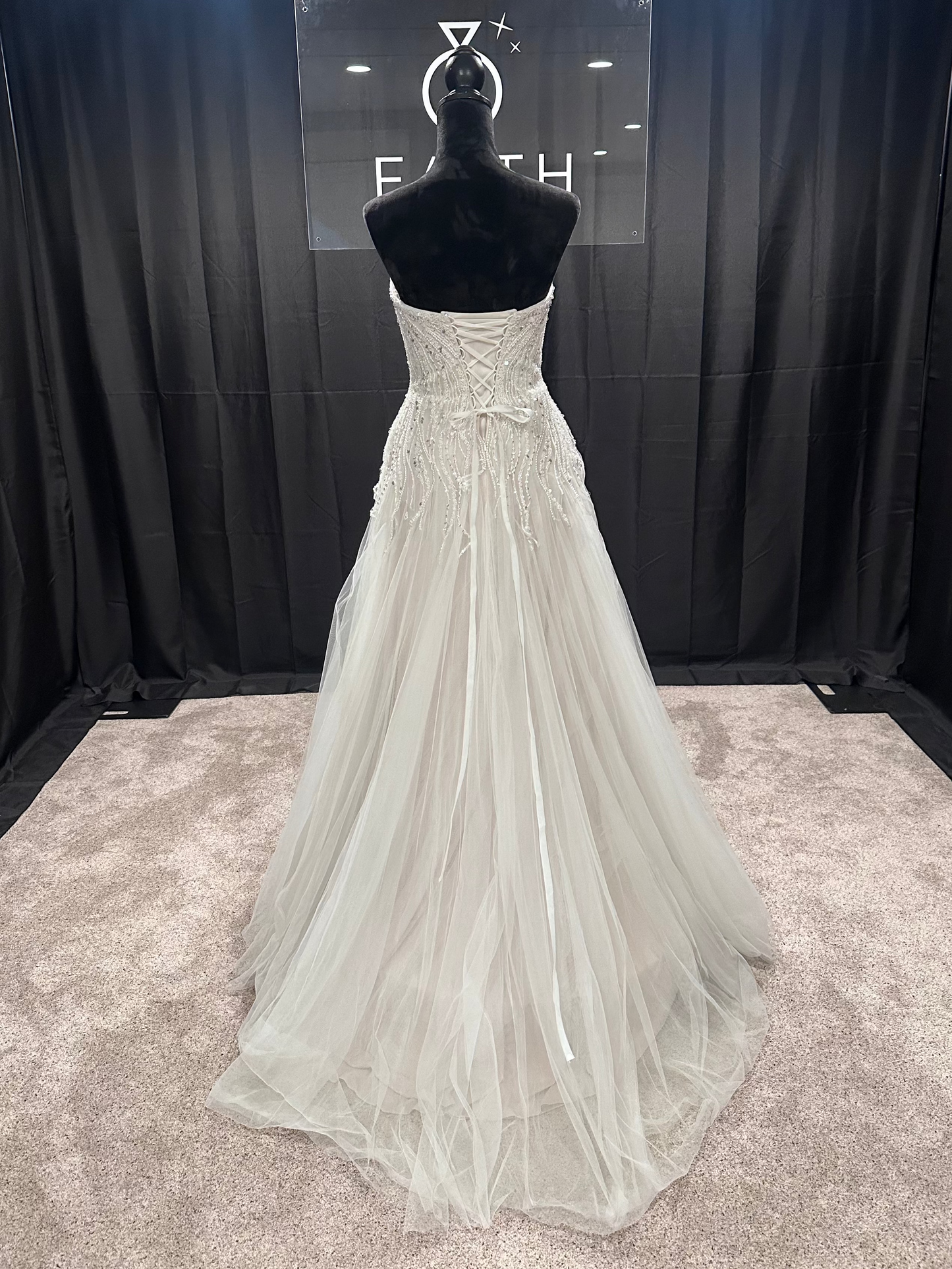 Mariah Size 4