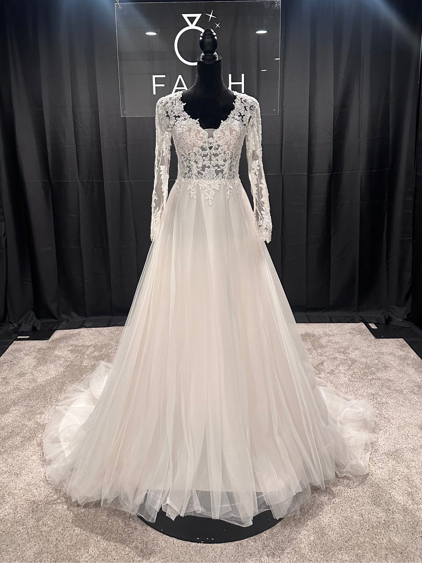 Evelyn Bridal Rosemary Size 6