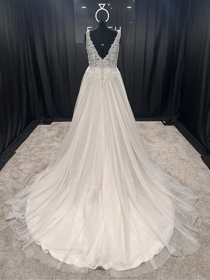 Jasmine Bridal F221011 Size 18