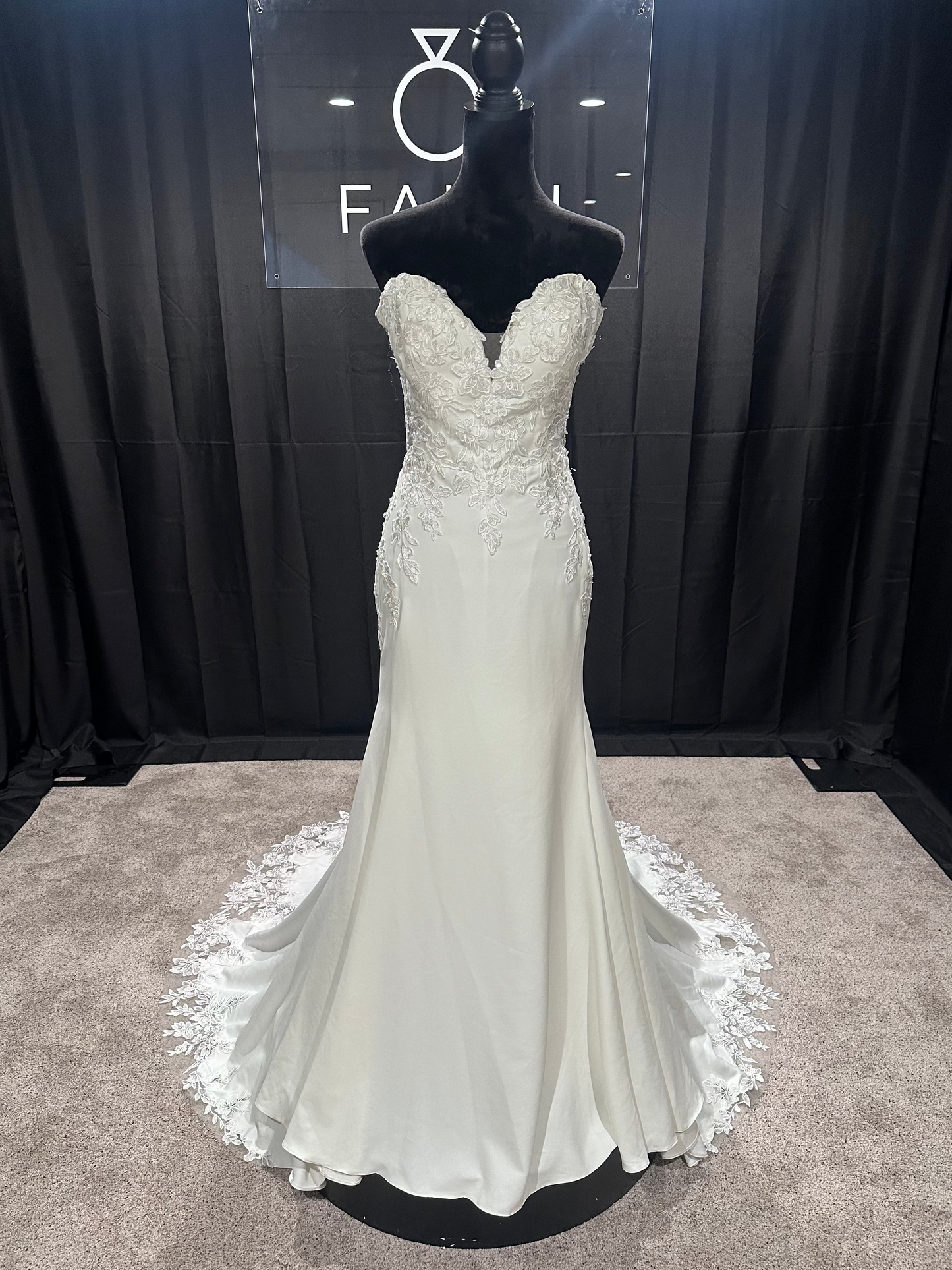 Kenneth Winston BE653 Size 12