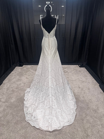 Evelyn Bridal Eve Size 6