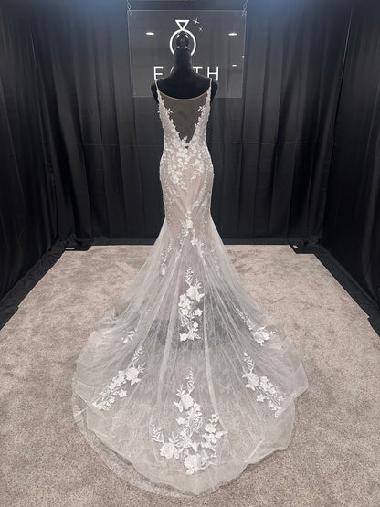 Evelyn Bridal Scout Size 6