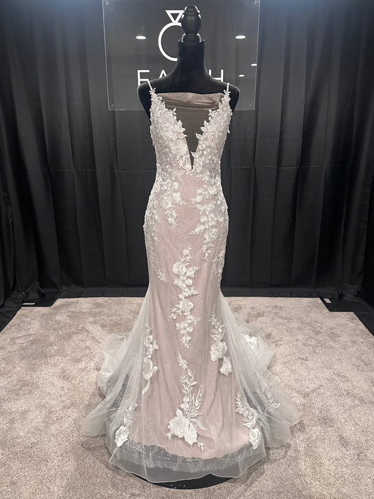 Evelyn Bridal Scout Size 6