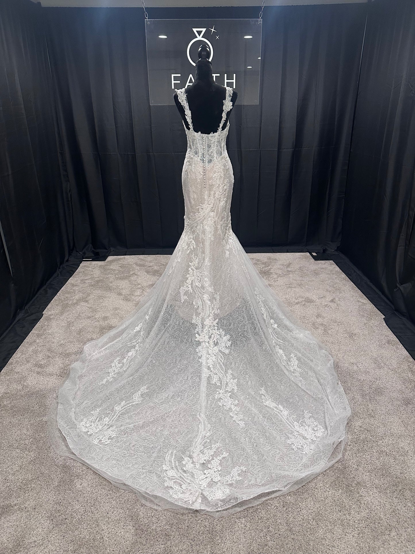 Evelyn Bridal Lilac Size 6