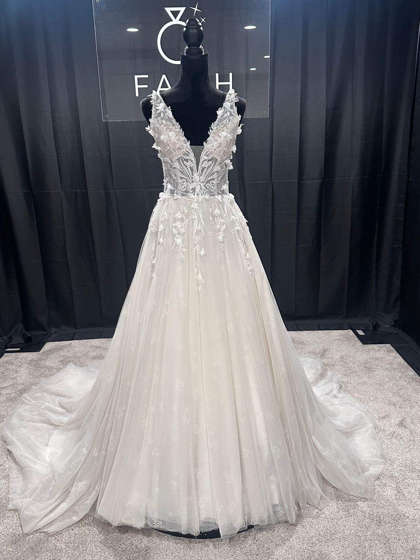Evelyn Bridal Aubrey Size 6