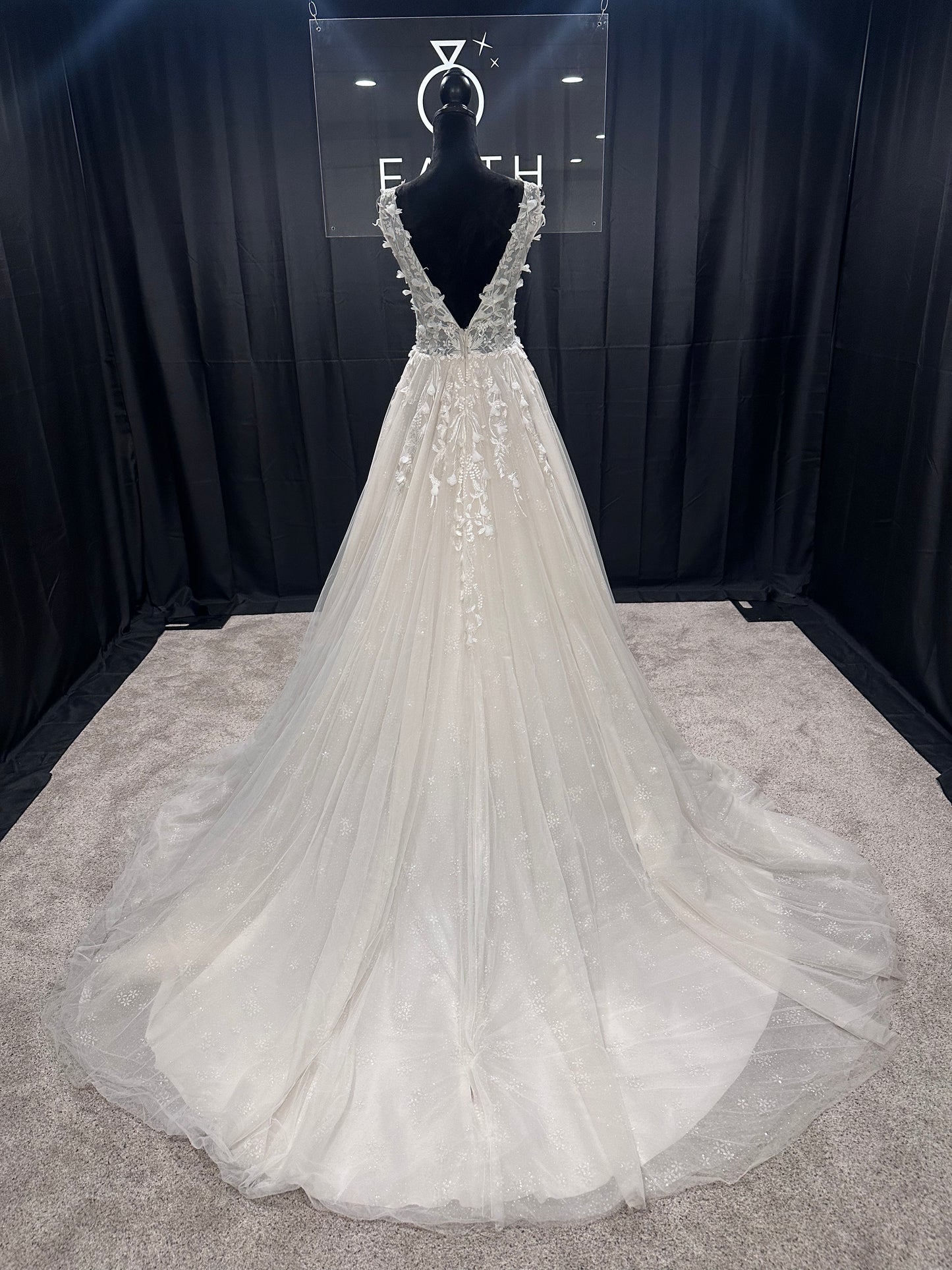 Evelyn Bridal Aubrey Size 6
