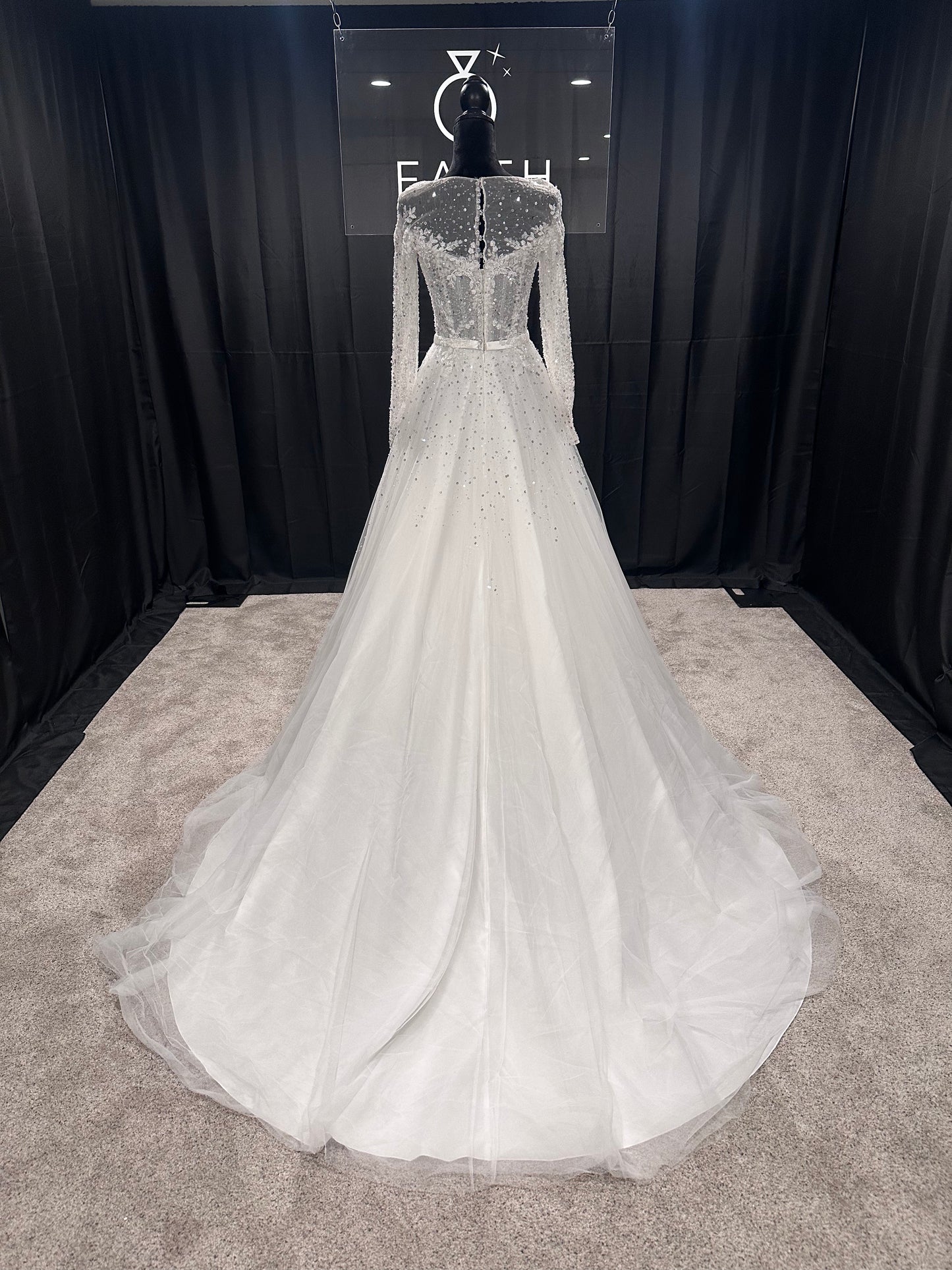 Evelyn Bridal Raelynn Size 6