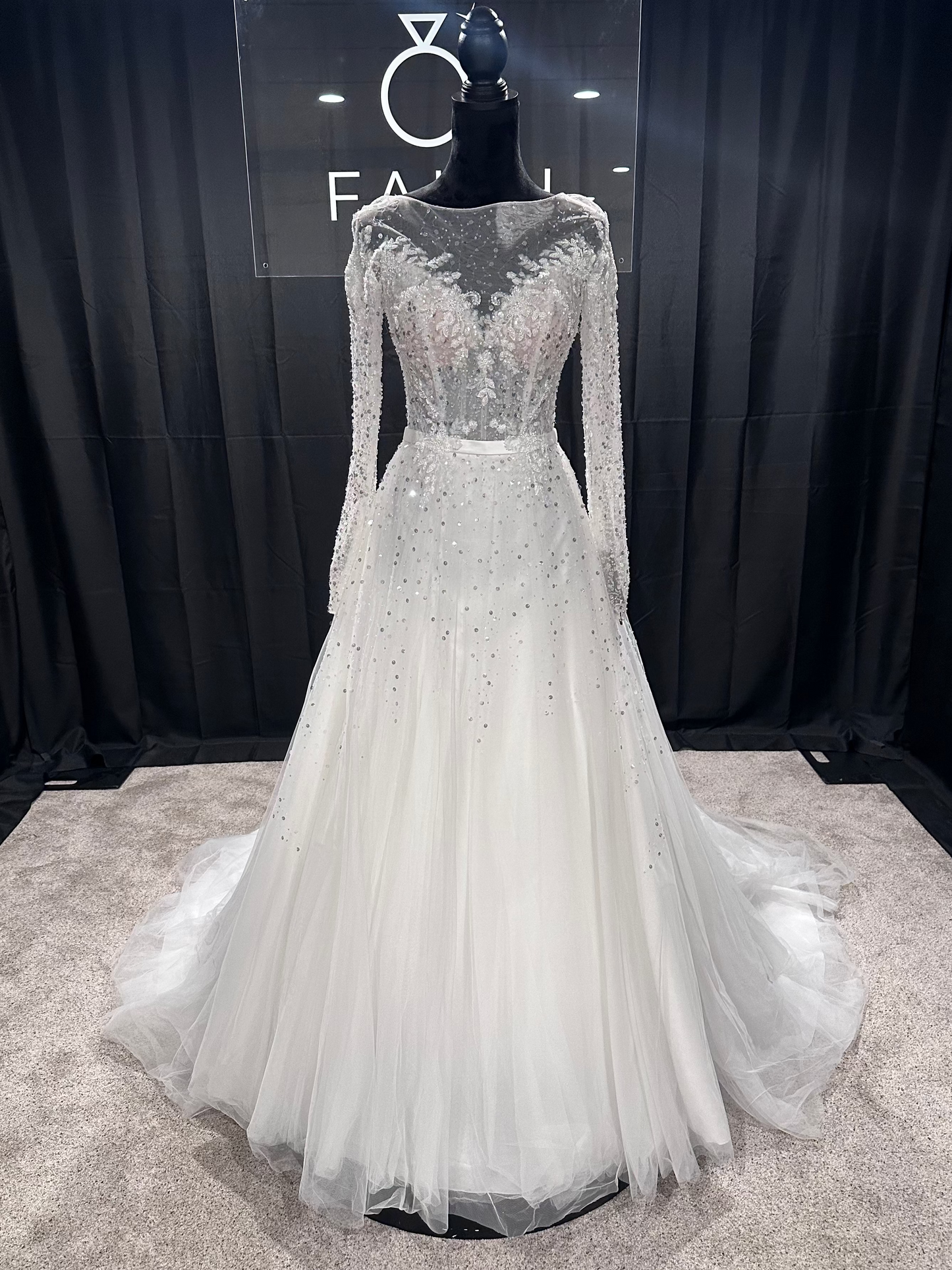 Evelyn Bridal Raelynn Size 6
