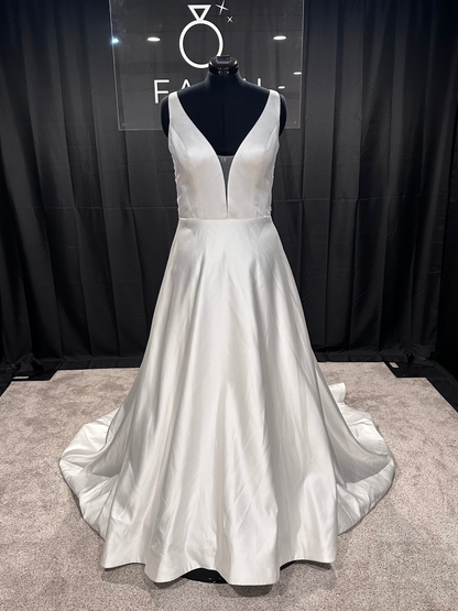 Jasmine Bridal F211003 Size 14