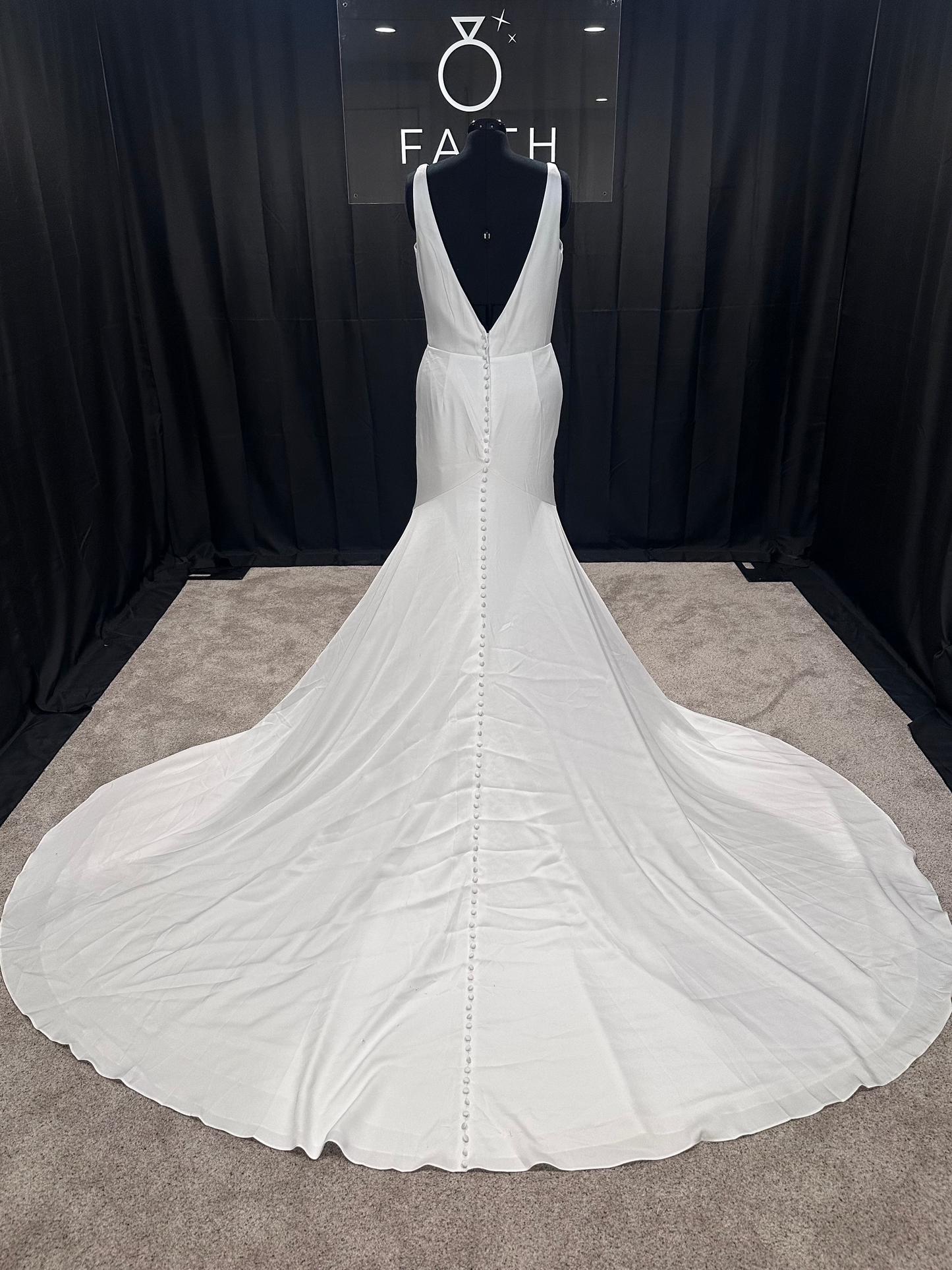 Camilla Size 16
