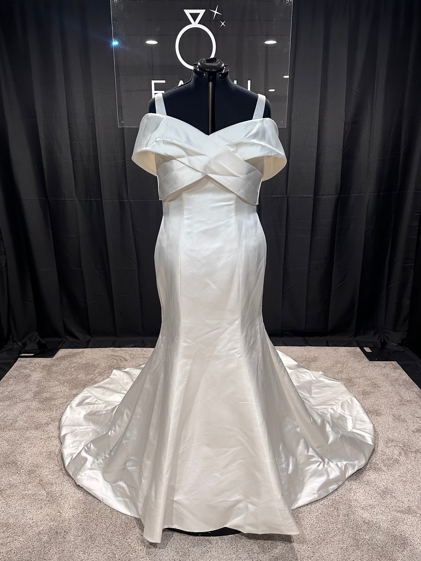 Jasmine Bridal T242051 Size 18
