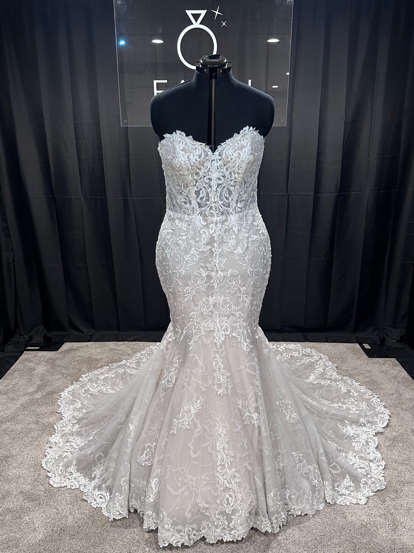 Jasmine Bridal T242021 Size 18