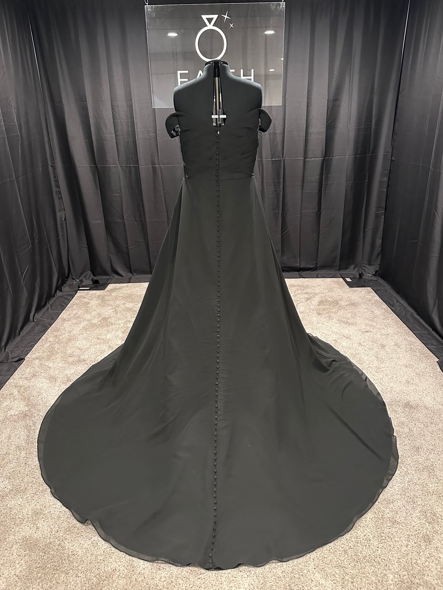 Lydia Size 24
