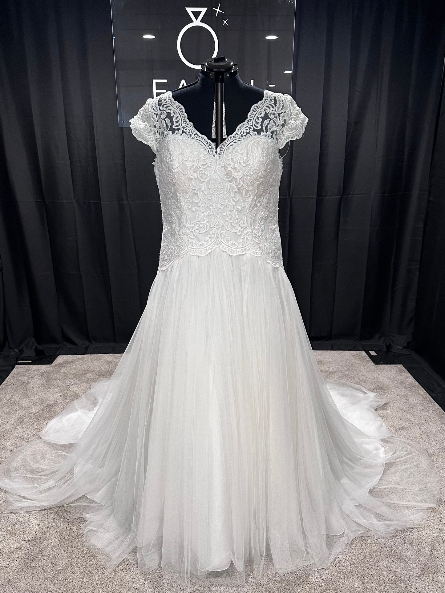 Morilee 3242 Size 24