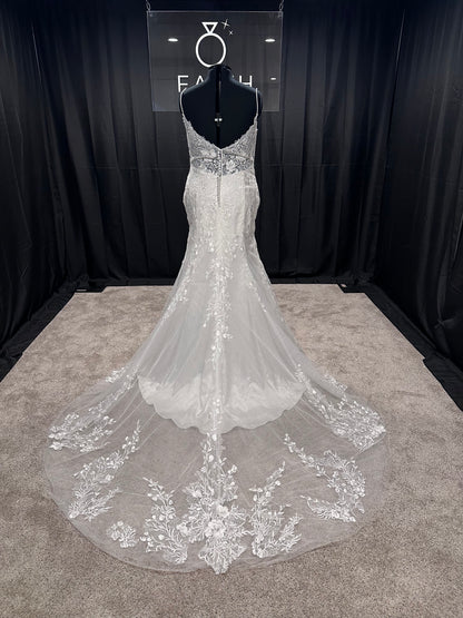 Rosemary Size 18