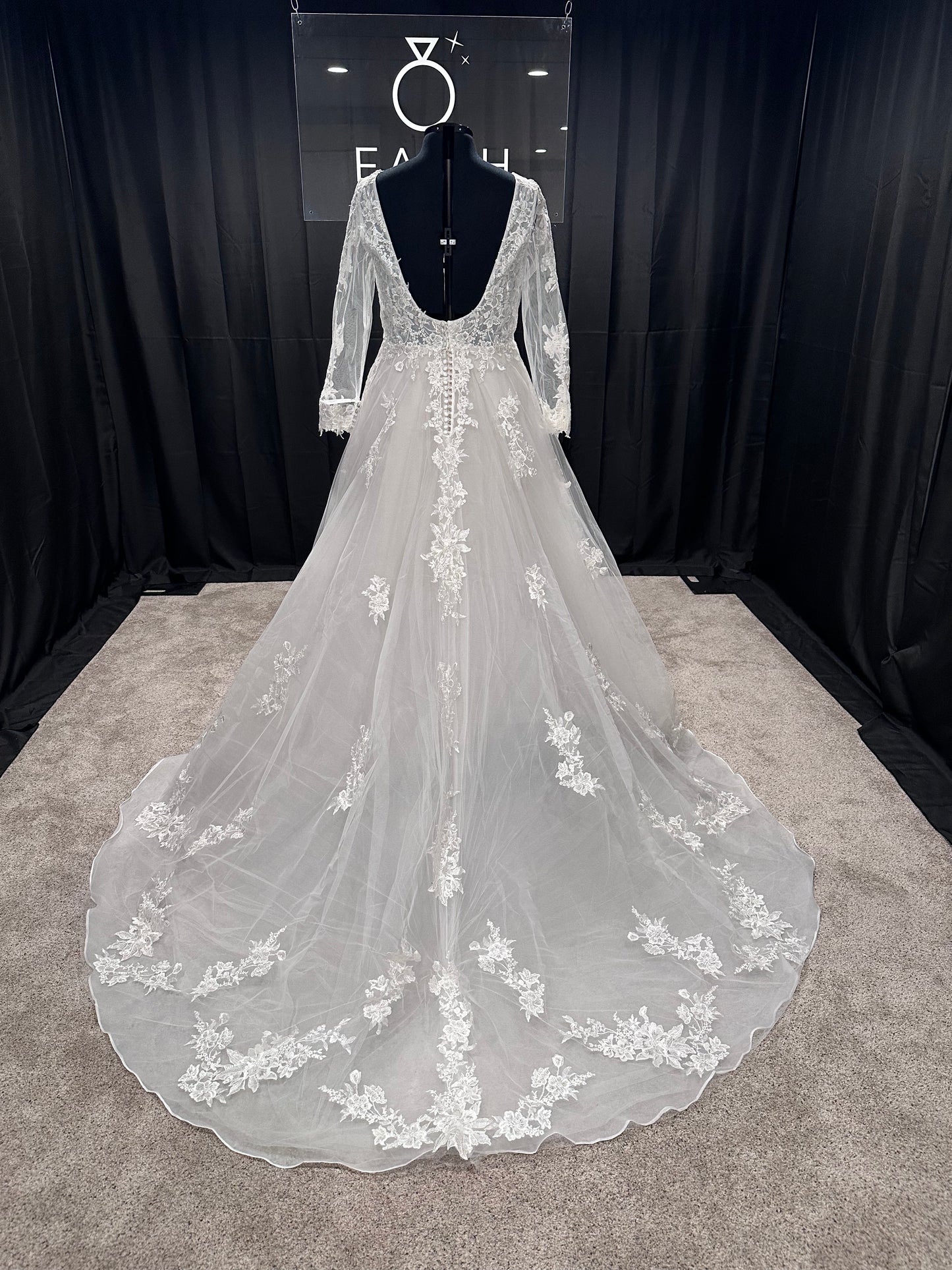 Moonlight Bridal T988 Size 18