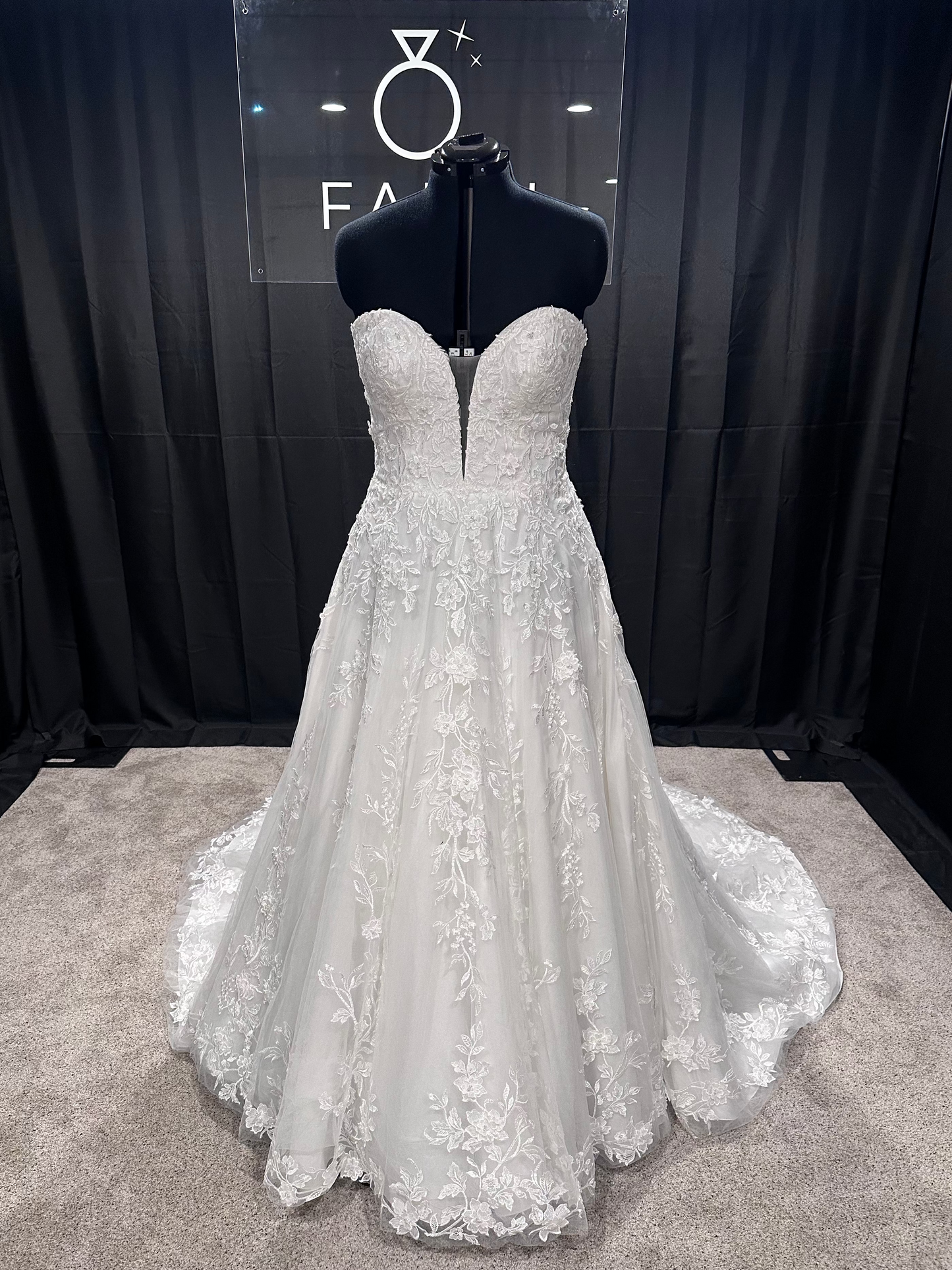 Jasmine Bridal T242024 Size 16