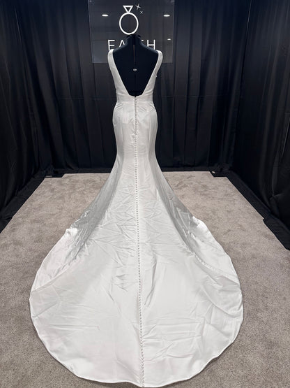 Jasmine Bridal Olivia T252003 Size 16