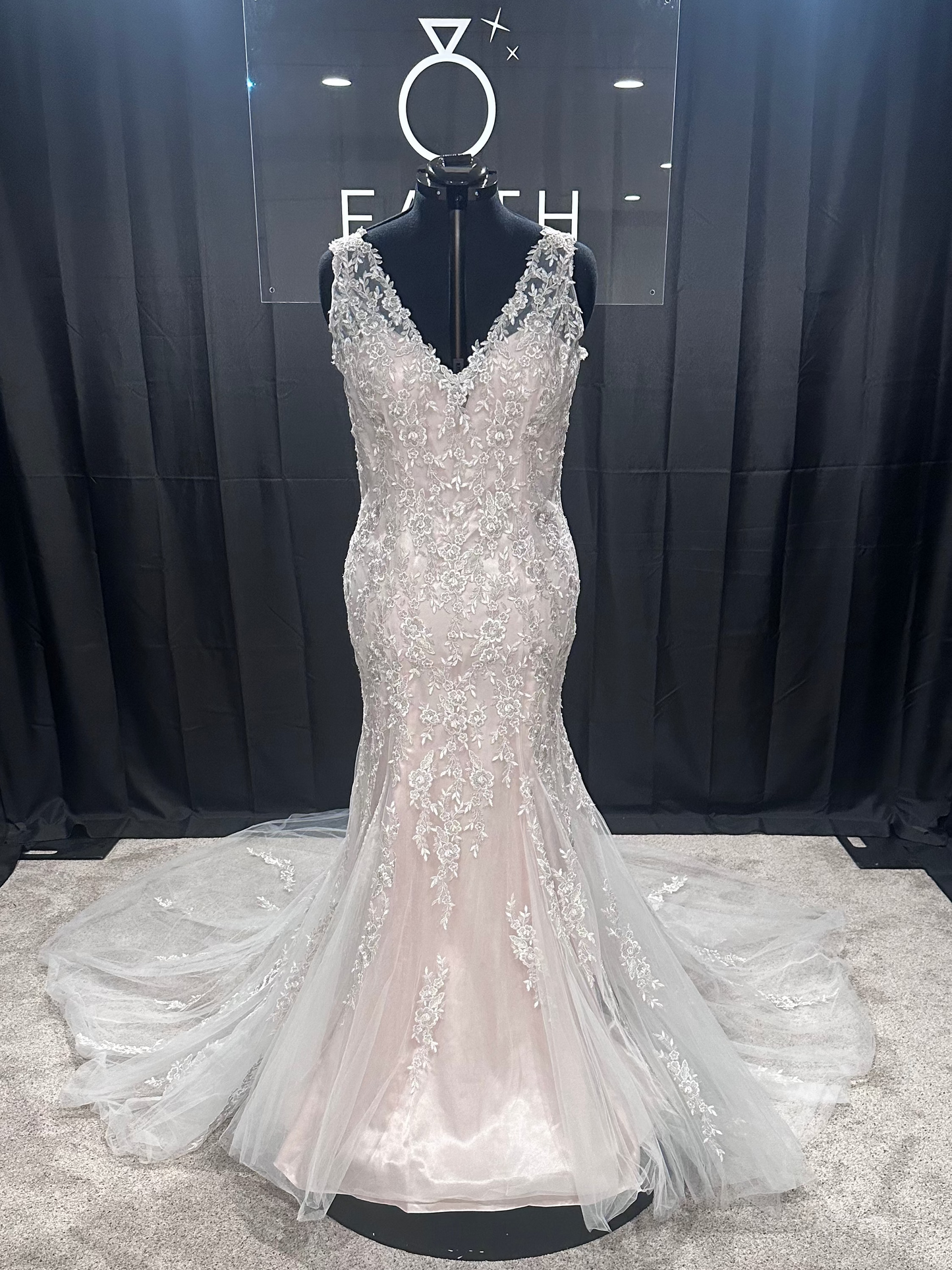 Jasmine Bridal F191052 Size 16