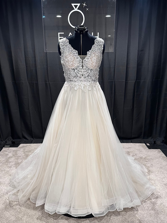 Ruth Size 14
