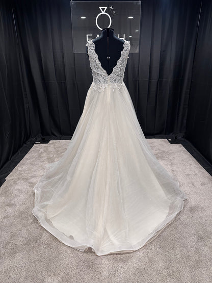 Ruth Size 14