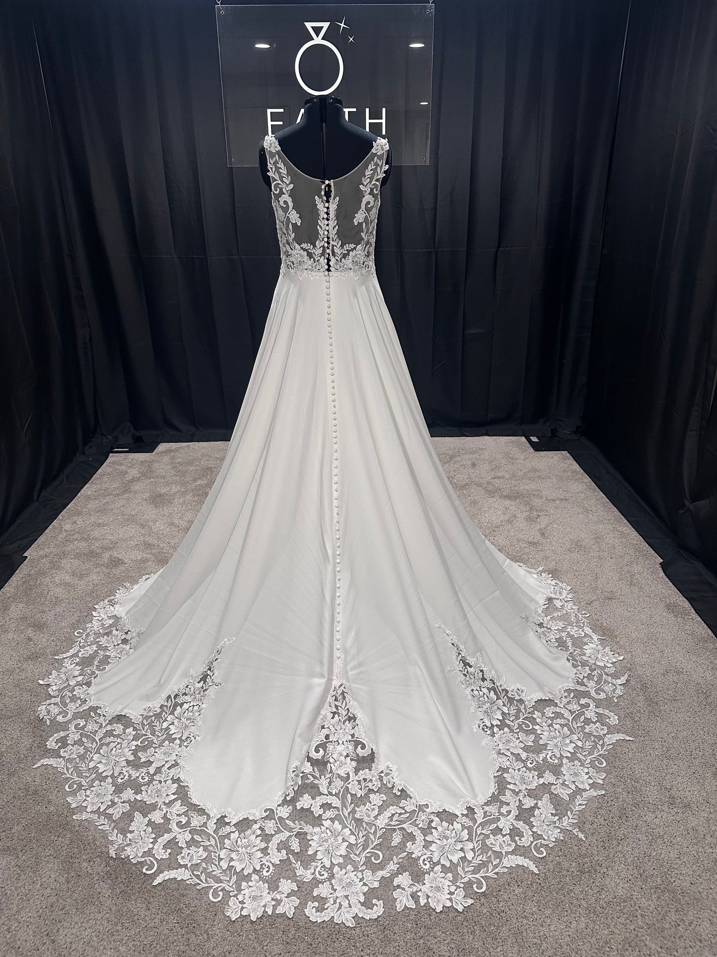 Moonlight Bridal T127 Size 14
