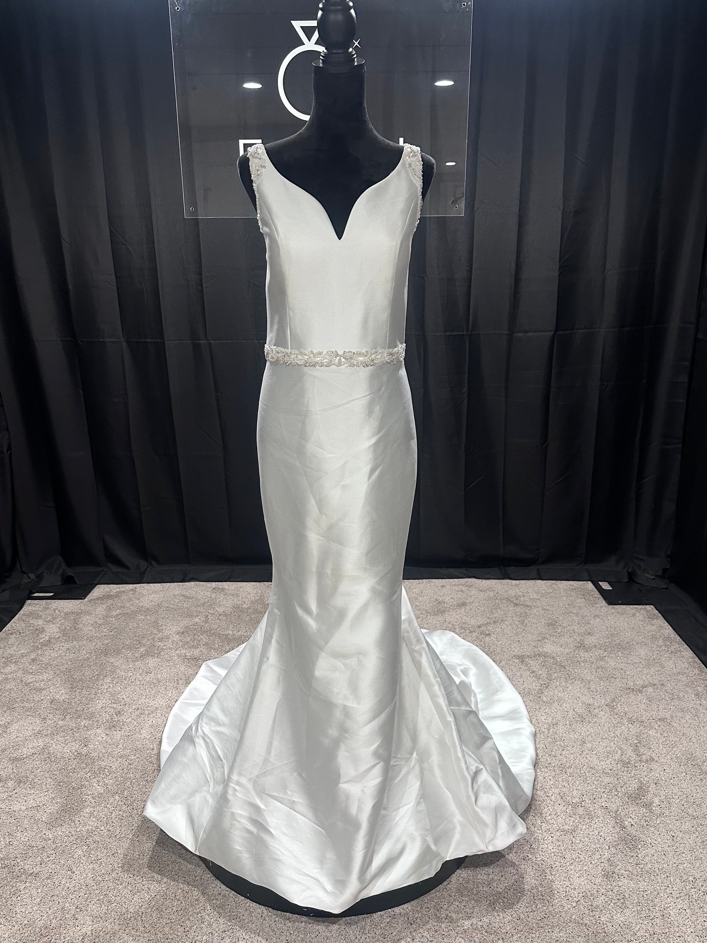 Jasmine Bridal F201004 Size 12