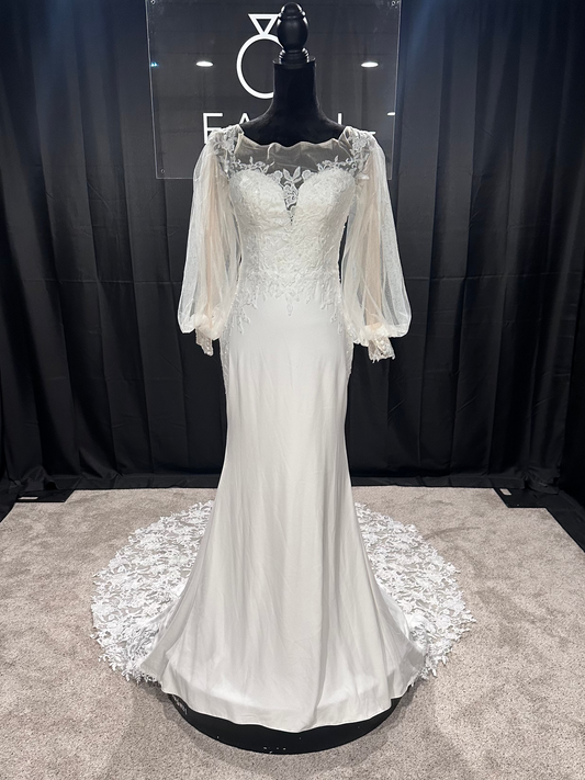 Evelyn Bridal Sloane Size 6