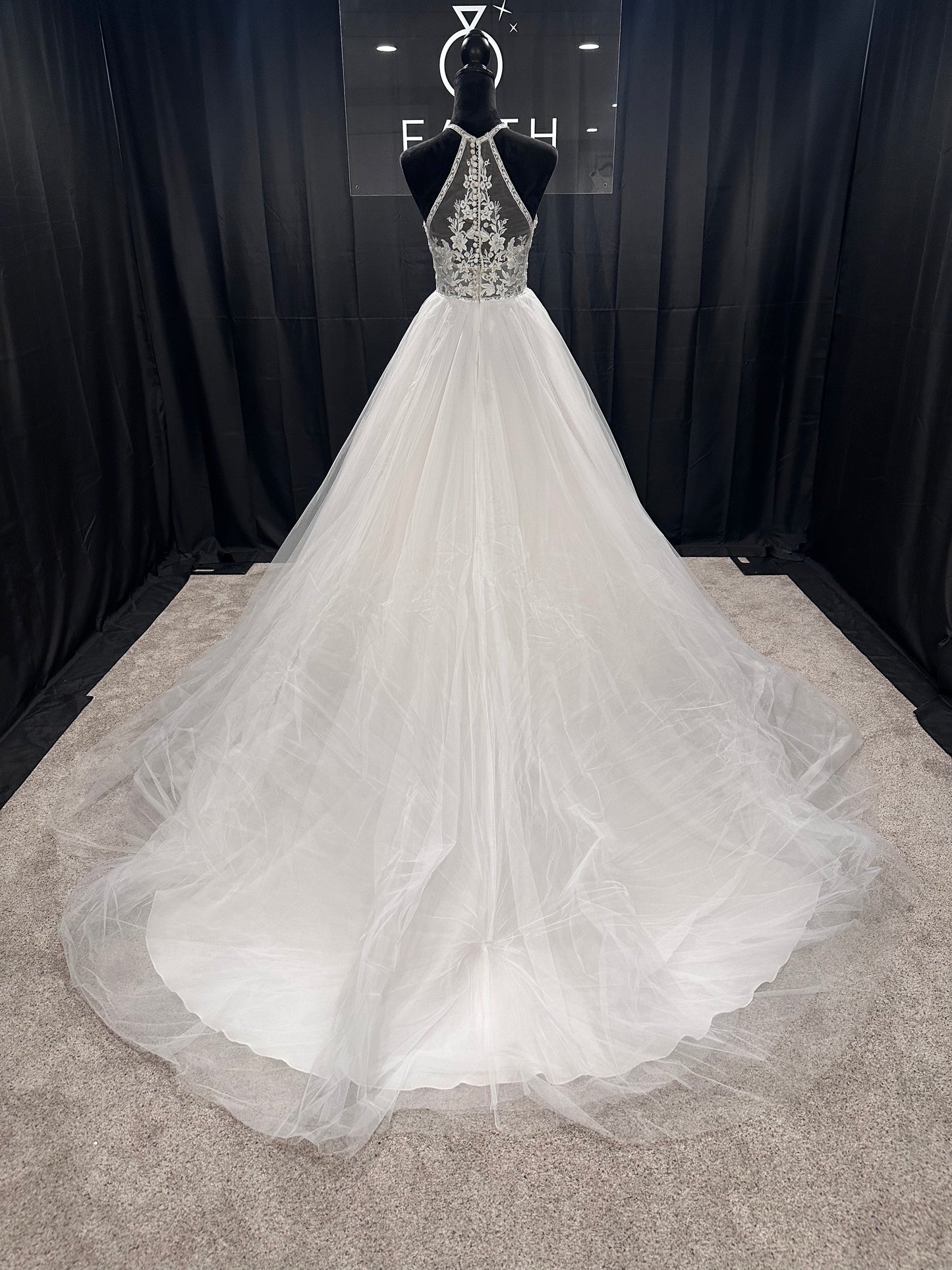 Evelyn Bridal Ruth Size 6