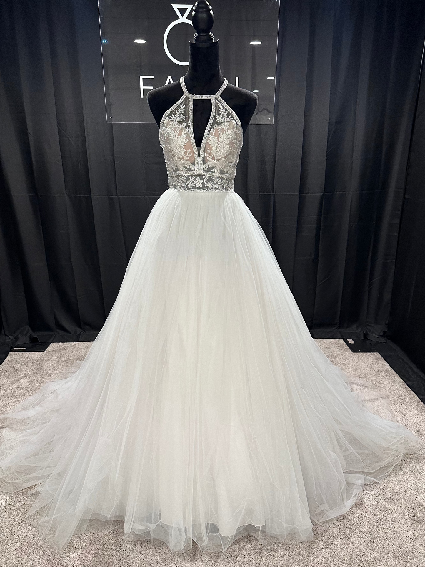 Evelyn Bridal Ruth Size 6