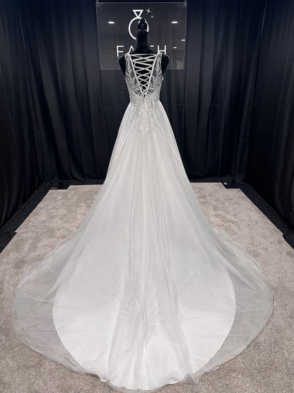 Evelyn Bridal Alice Size 6