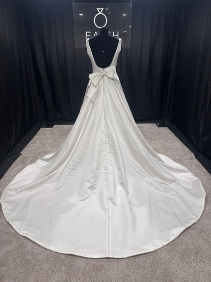 Jasmine Bridal T252066 Size 14