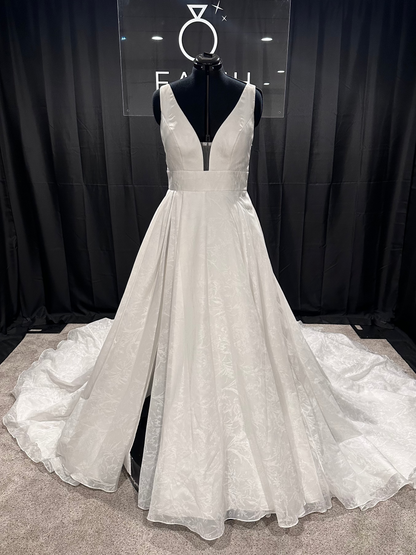 Jasmine Bridal T262015 Size 14